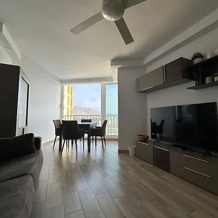1 Bedroom Playa Americas - דירה *