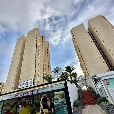 Apartment Con Piscina Y Vistas En Playa De Americas ,a 2 Min De La Playa Playa de las Americas (Tenerife)